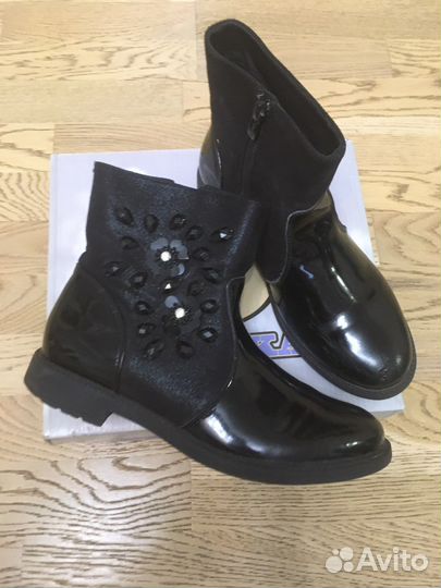 Ботинки детские для девочки