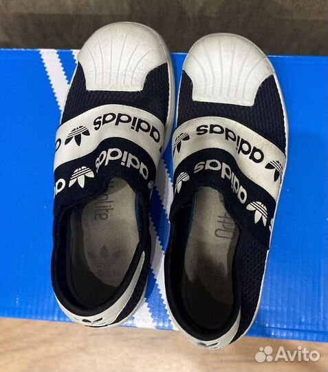 Кроссовки adidas