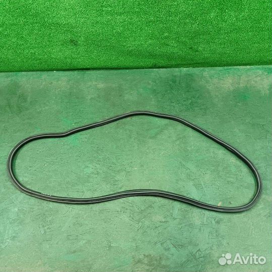 Уплотнитель багажника Opel Astra J GTC 2013