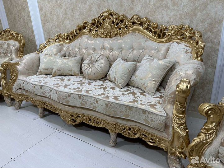 Мягкая мебель в наличии и на заказ