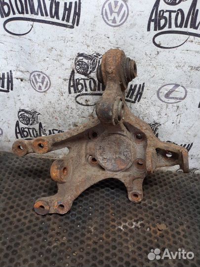 Кулак (цапфа) задний левый Hyundai Elantra 2008