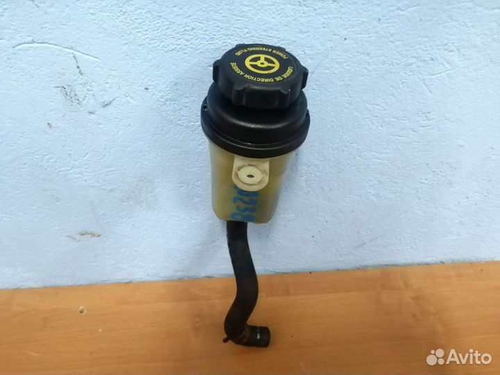 Бачок гур на fоrd focus 2