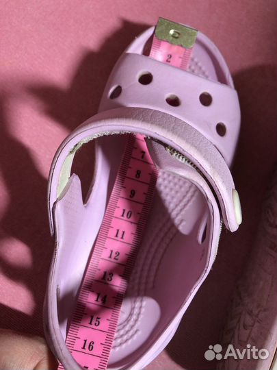 Crocs босоножки для девочки
