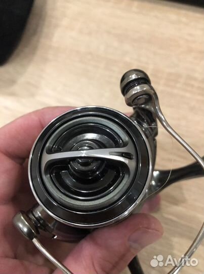 Катушка shimano stella 22 c2000s