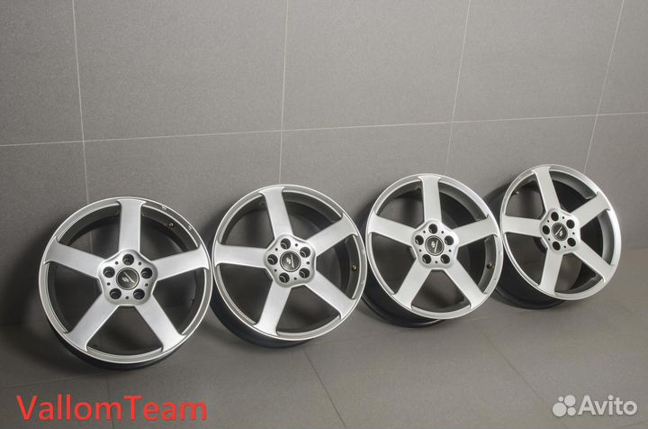 Лот UP25692142 Фирменные 17-е диски ABE shokai sta