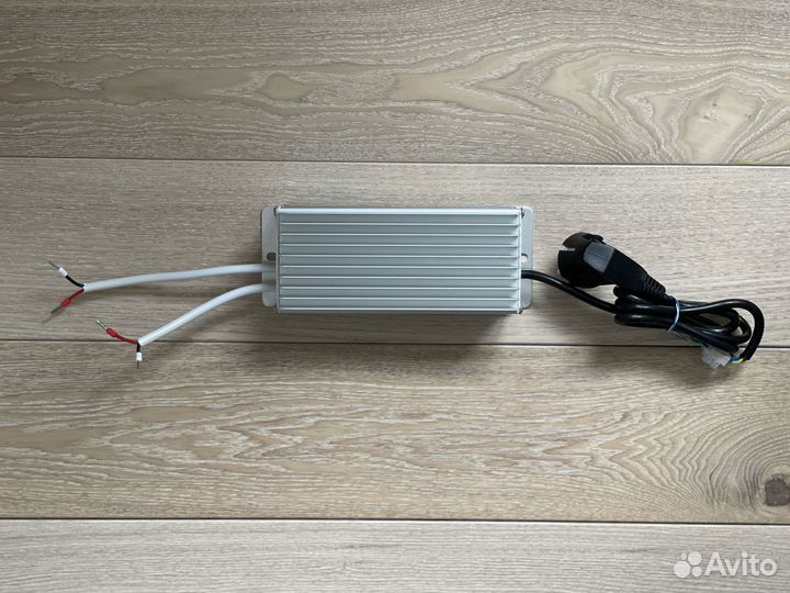 Блок питания 12В 5а