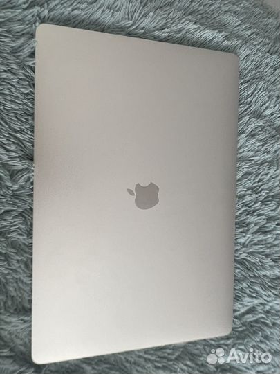 Apple MacBook Pro 16 2019