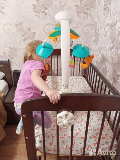 Детский мобиль в кроватку