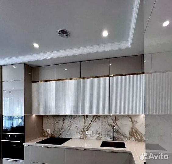 Элитная кухня. Доставка по городу бесплатно