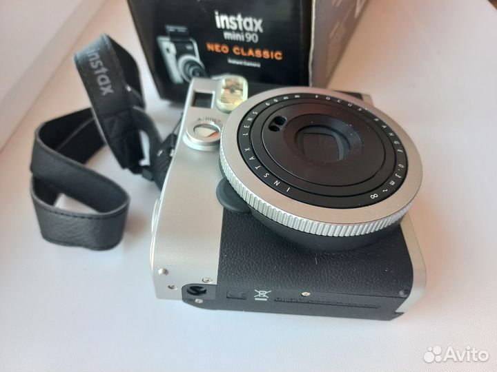 Камера instax mini 90 neo