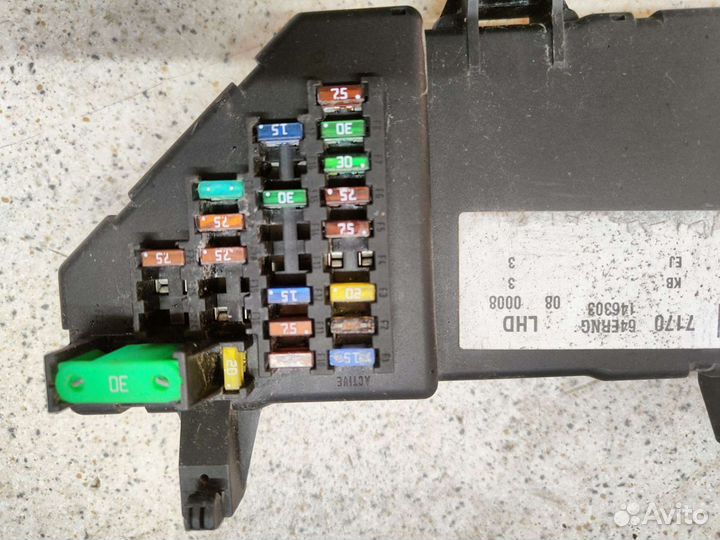 Блок предохранителей Опель вектра c