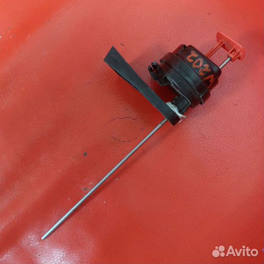 Мерседес 202 замок лючка топливного бака