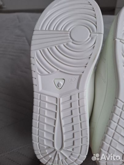 Кеды белые для девочки новые