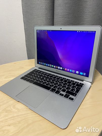 Apple MacBook Air 13 i5/ssd 256/4 новая батарейка