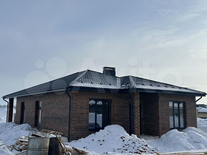 Коттедж 140 м² на участке 10 сот.