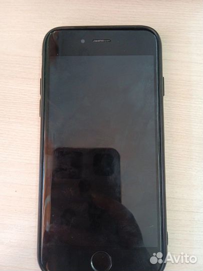 Телефон iPhone 6s