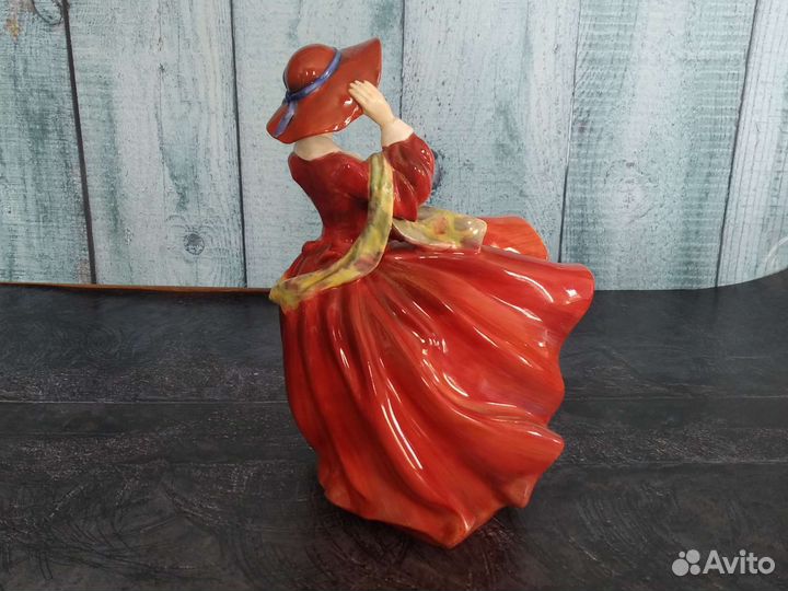 Статуэтка Royal Doulton фарфор