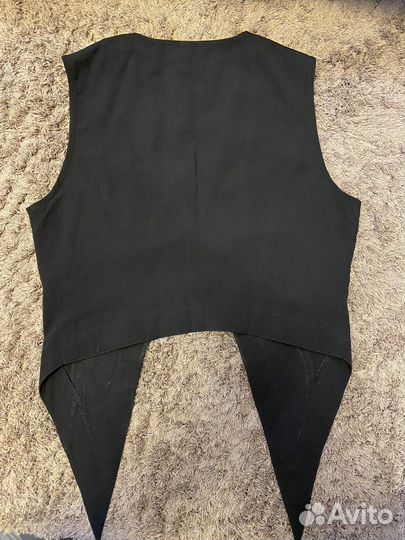 Жилет легкий черный женский