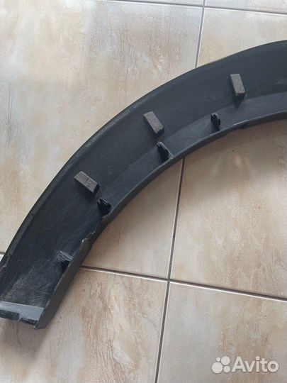 Расширитель крыла передний правый Toyota Rav 4 Ca