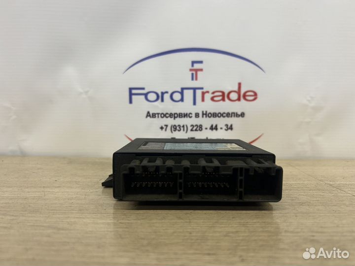 Блок управления центральным замком Ford Transit 20