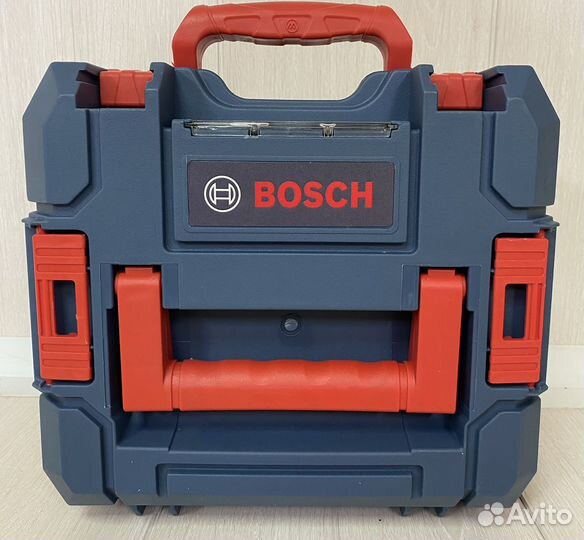 Шуруповерт Bosch 18v