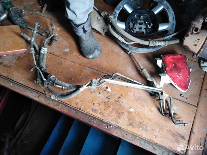 Трубки гура Ford Focus