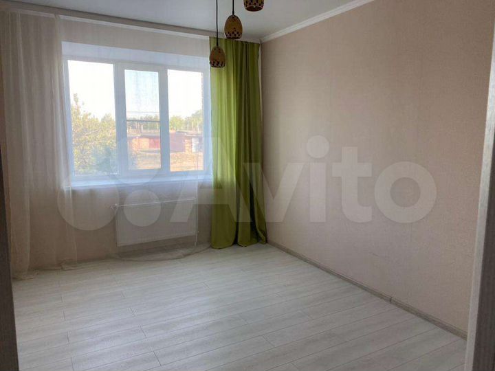 2-к. квартира, 82 м², 1/6 эт.