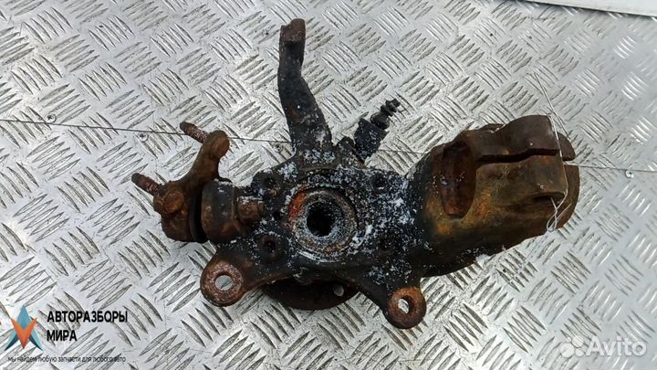 Ступица передняя левая Volkswagen Golf Plus 2006