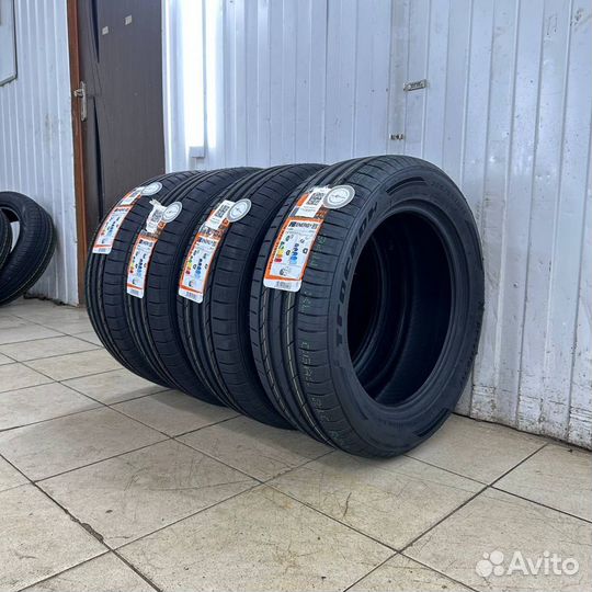 Tracmax X-Privilo TX3 215/55 R18