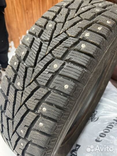 Roadstone Winguard 20.5/12.5 R16 92T