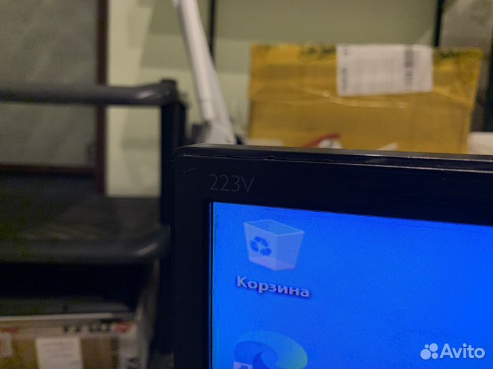 Монитор Philips 21,5 дюймов