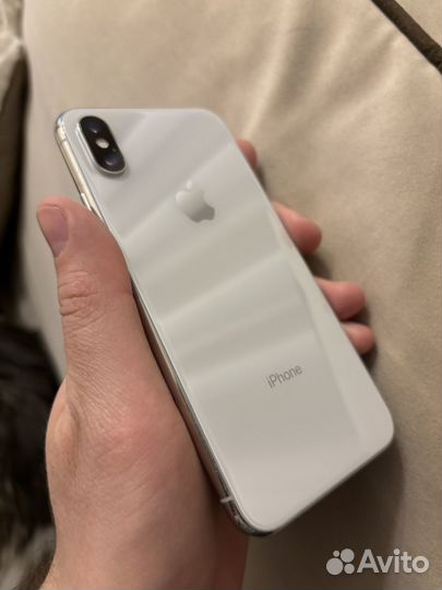 iPhone X, 64 ГБ