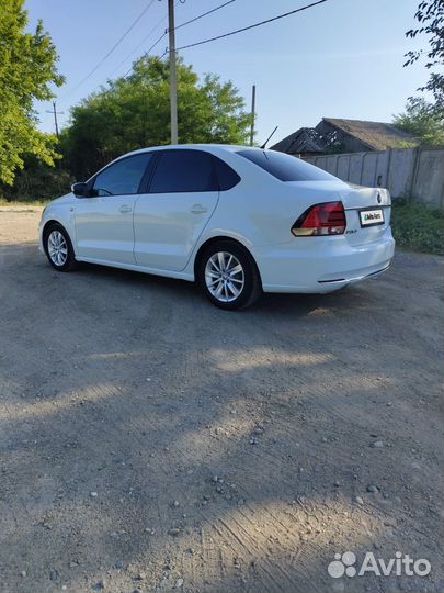 Volkswagen Polo 1.6 МТ, 2015, 110 000 км