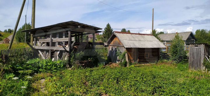 Дом 20 м² на участке 8 сот.