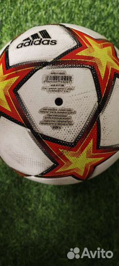 Футбольный мяч размер 4 adidas