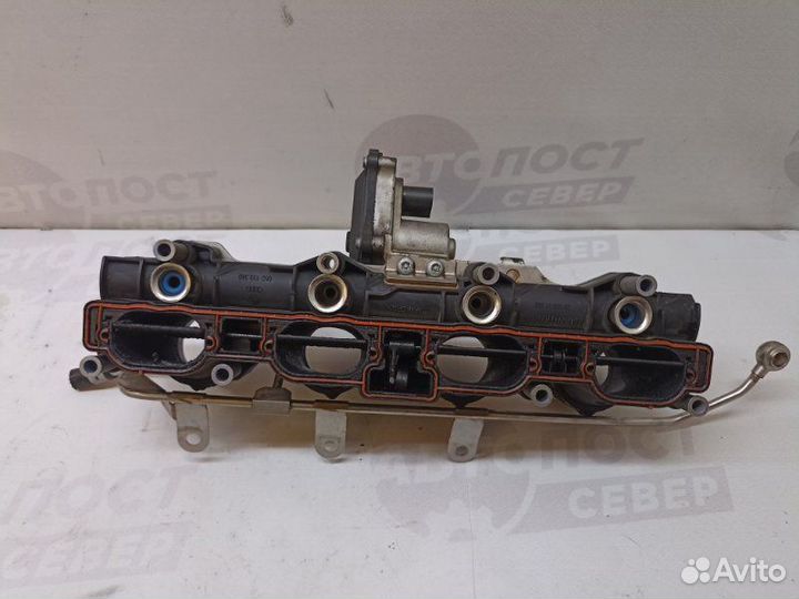 Топливная рампа Volkswagen Passat B6 BVY 2011