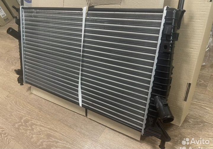 Радиатор форд фокус 2