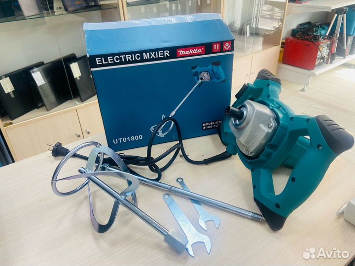 Миксер Makita, 2600Вт