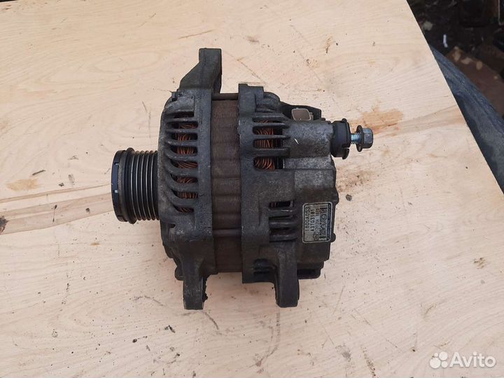 Генератор Митсубиси Лансер 10 2.0 1.8