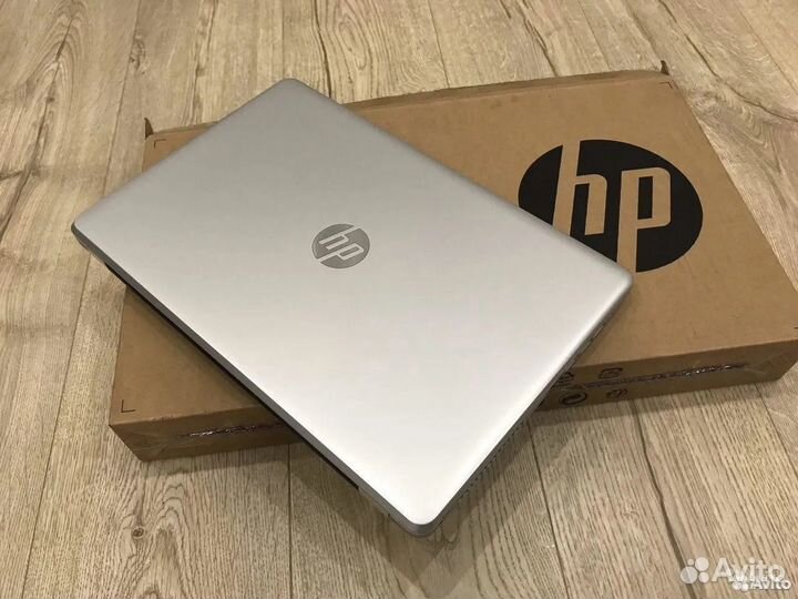 Мощный игровой HP Core i3-6006 8Gb DDR4 Radeon SSD