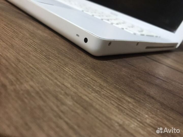 Macbook (ноутбук)