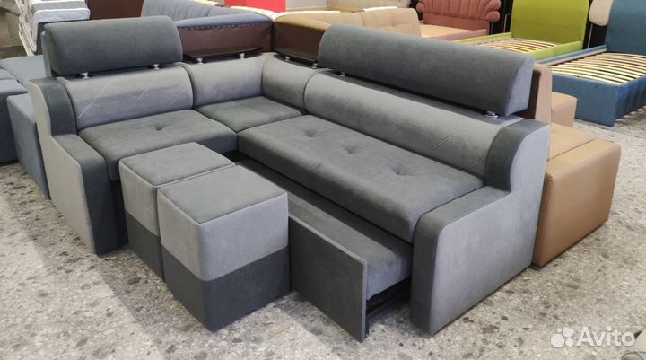 Кухонный уголок со спальным местом