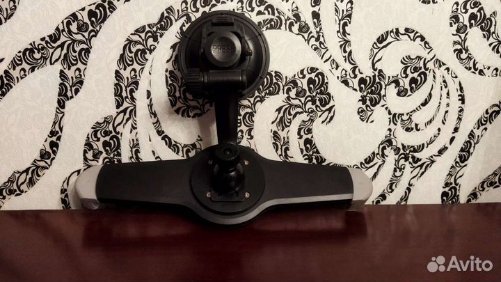 Автомобильный держатель для планшета