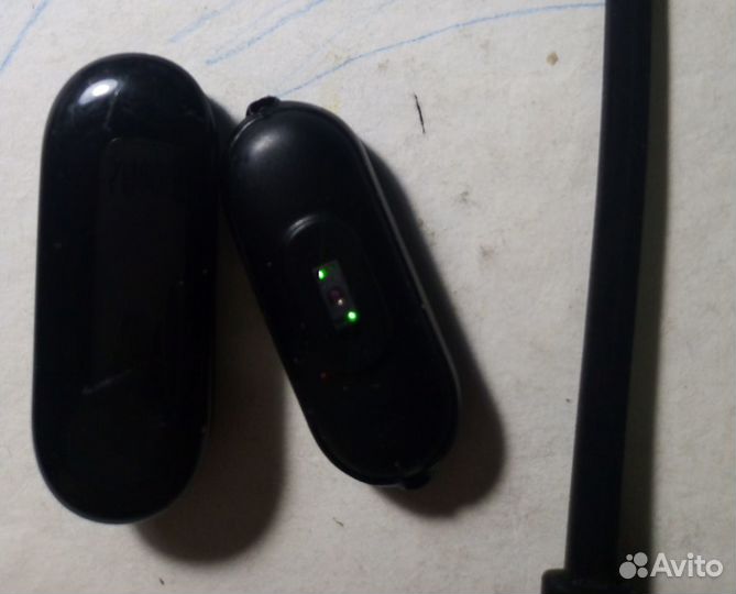 Фитнес трекер Xiaomi Mi Band 3 (xmsh05HM)