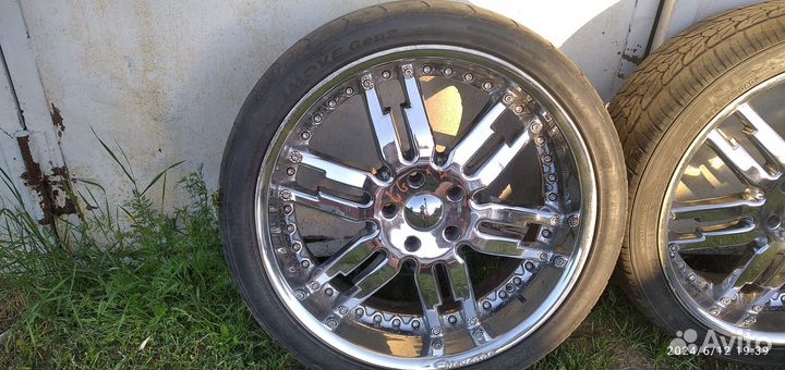 Продам колёса на 22 дюйма 5/130