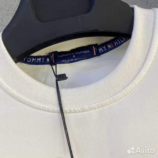 Tommy hilfiger свитшот белый