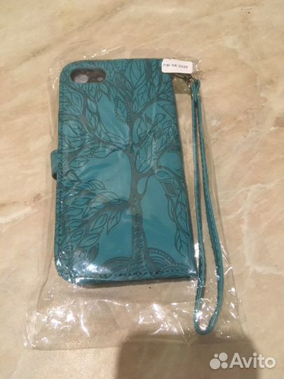 Чехол на iPhone SE 2020