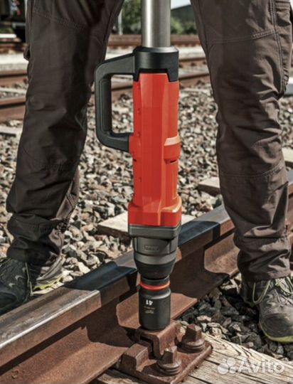 Гайковёрт milwaukee M18 fuel fhiwf1R-0С