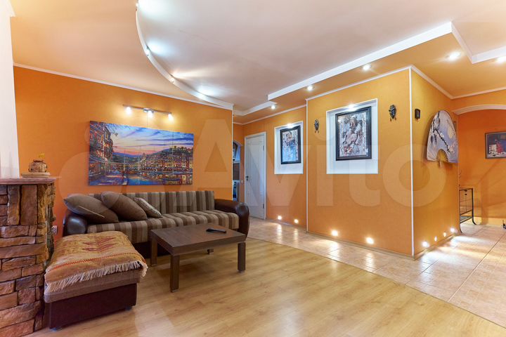 3-к. квартира, 85 м², 8/10 эт.