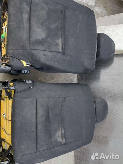 Renault sandero сиденье